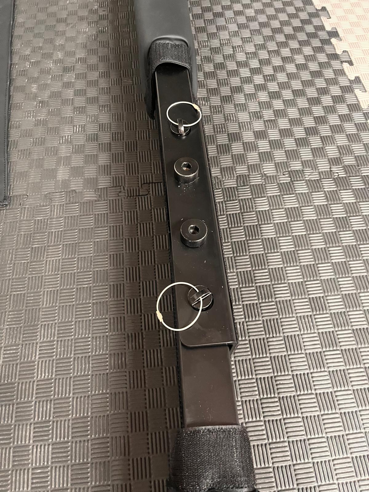 Steel base bar with locking pins